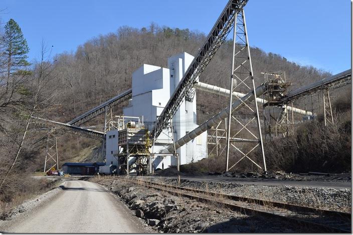 Kanawha Eagle Coal Co., a subsidiary of Patriot Coal, West Carbon mine at the head of Fields Creek on the Winifrede Railroad.